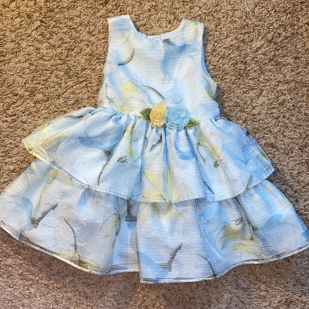 3t Pippa & Julie tiered ruffle tulle dress. Sleeveless. Blue with yellow florals